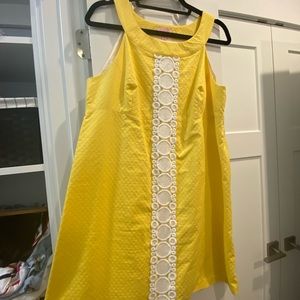 Sunshine yellow Lilly Pulitzer shift dress